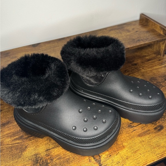 CROCS STOMP LINED BOOT - Picture 2 of 6